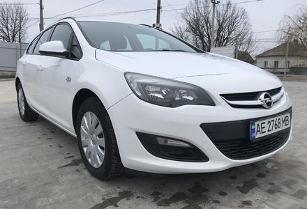 Продам Opel Astra J 2014 года в Днепре