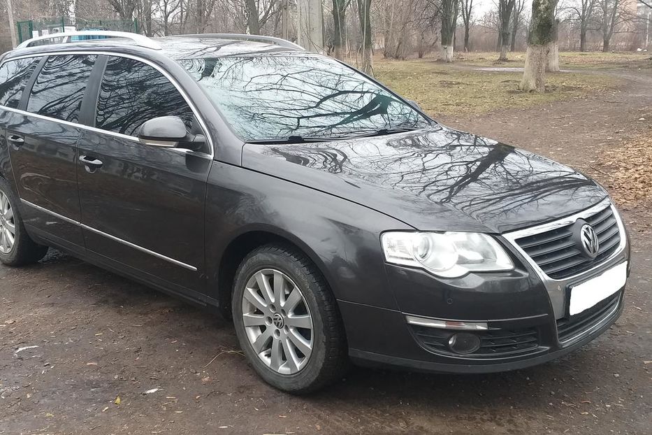 Продам Volkswagen Passat B6  Highline 2010 года в Харькове