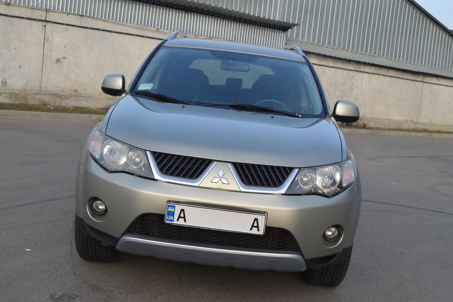 Продам Mitsubishi Outlander XL 2008 года в Киеве