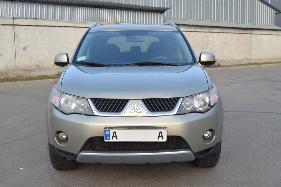 Продам Mitsubishi Outlander XL 2008 года в Киеве