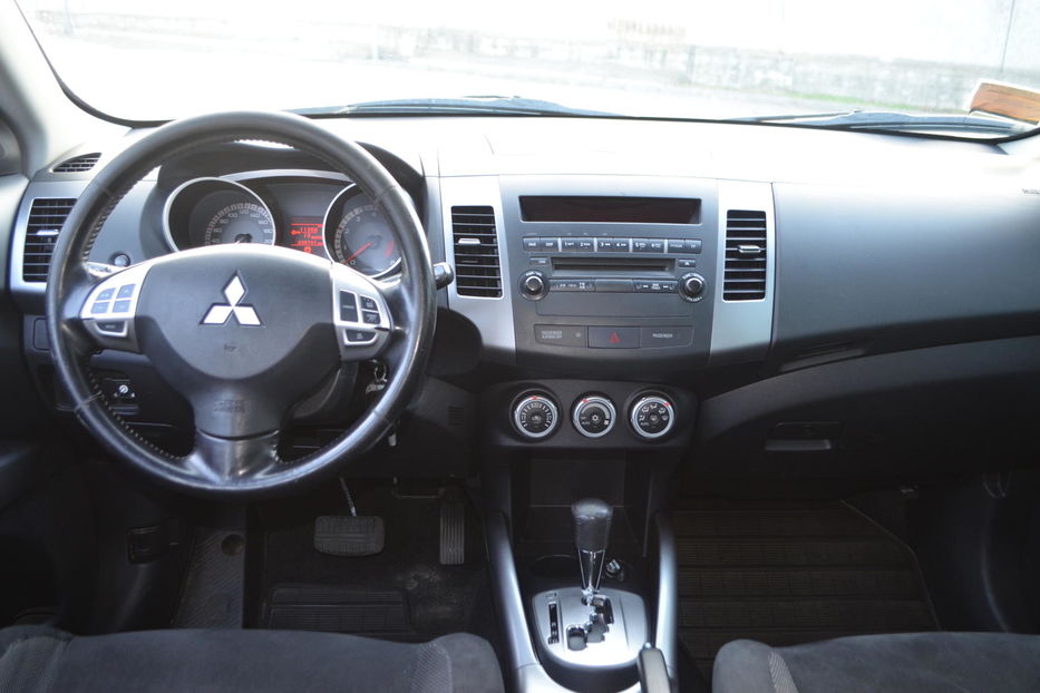 Продам Mitsubishi Outlander XL 2008 года в Киеве