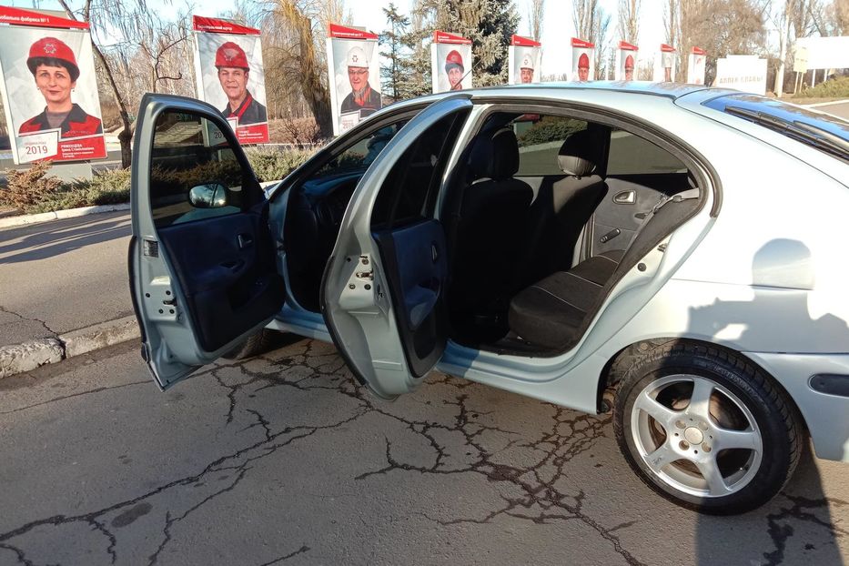 Продам Renault Megane Меган 1 2002 года в г. Кривой Рог, Днепропетровская область