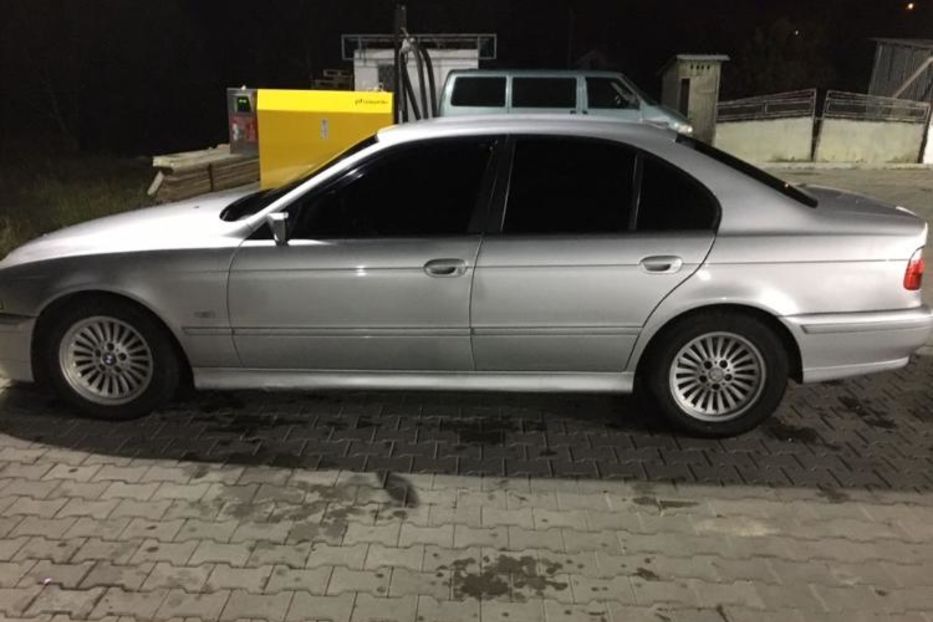 Продам BMW 530 1998 года в Черновцах