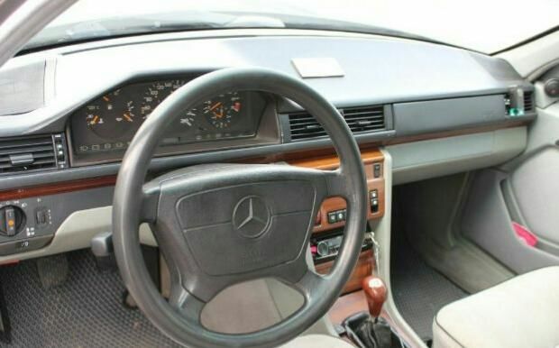 Продам Mercedes-Benz 280 1994 года в Харькове