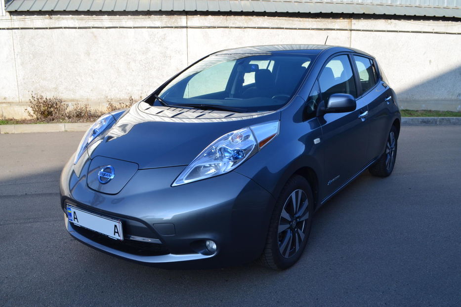 Продам Nissan Leaf 2014 года в Киеве