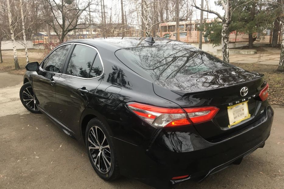 Продам Toyota Camry 2018 года в Киеве