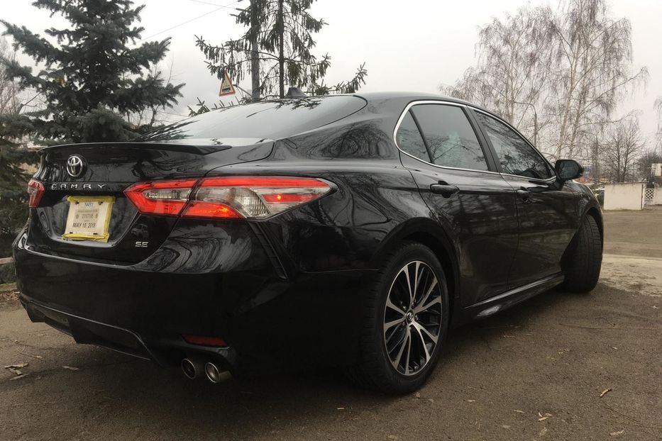 Продам Toyota Camry 2018 года в Киеве