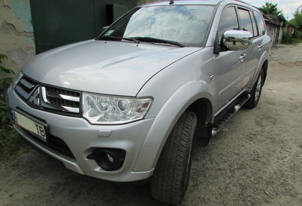 Продам Mitsubishi Pajero Sport Ultimate 2014 года в Киеве