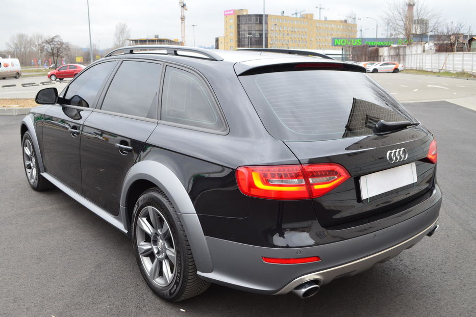 Продам Audi A4 Allroad 2012 года в Киеве