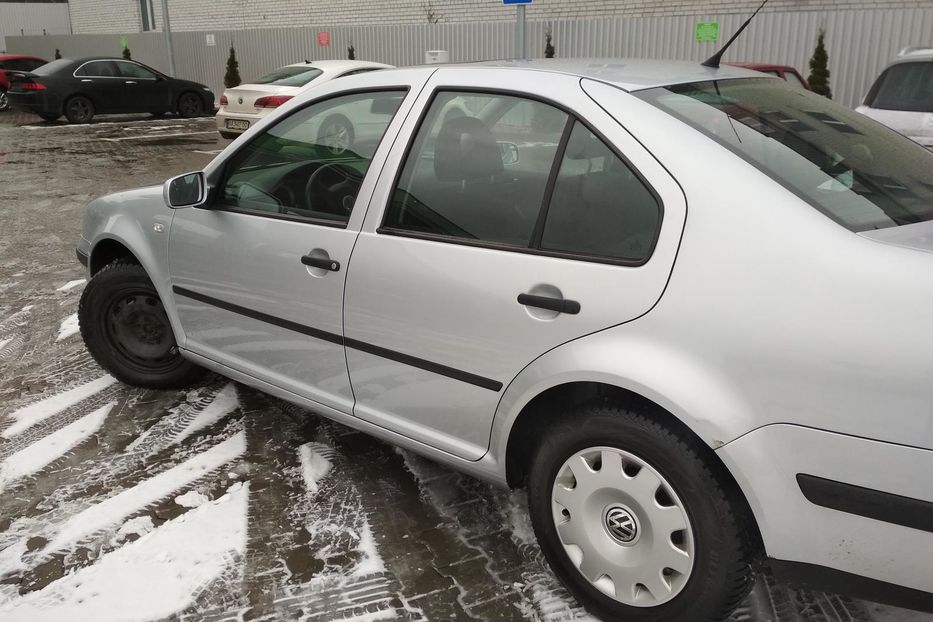 Продам Volkswagen Bora 2000 года в Киеве