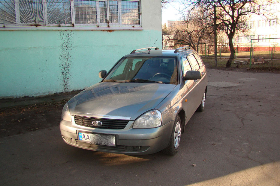 Продам ВАЗ 2171 универсал 2012 года в Киеве