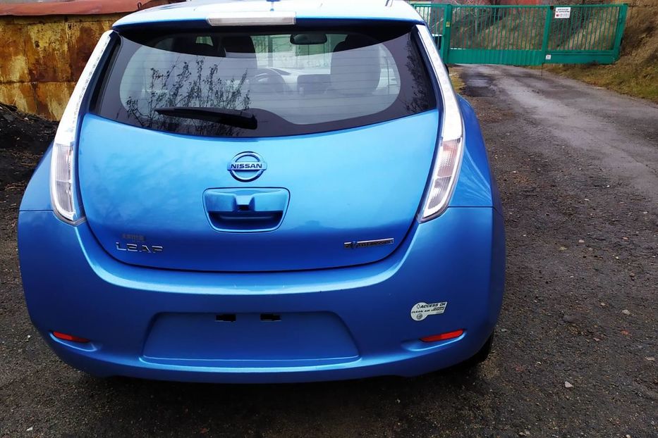 Продам Nissan Leaf 2012 года в Киеве