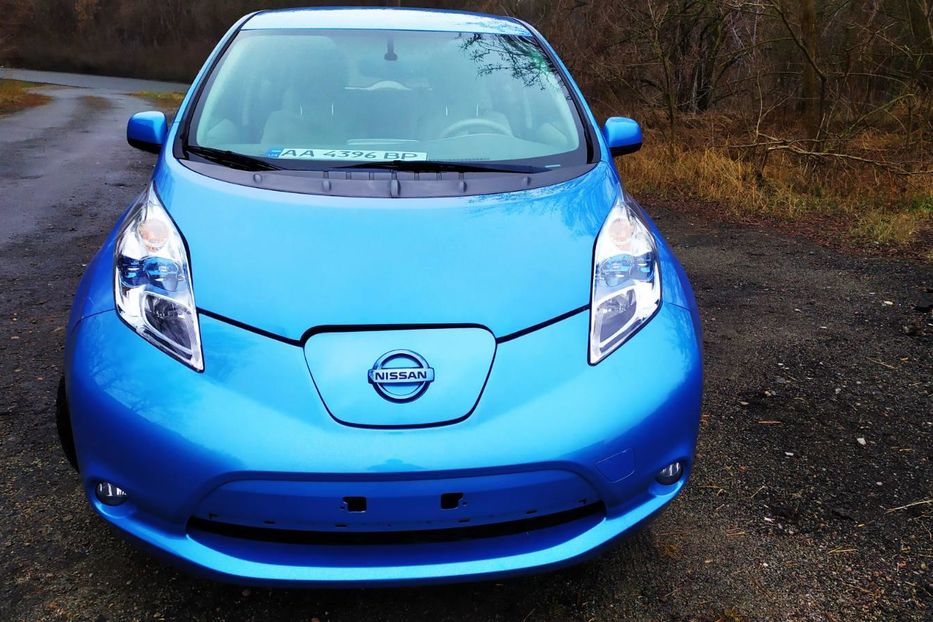 Продам Nissan Leaf 2012 года в Киеве