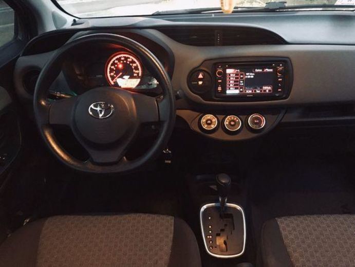 Продам Toyota Yaris Restal 2016 года в Одессе