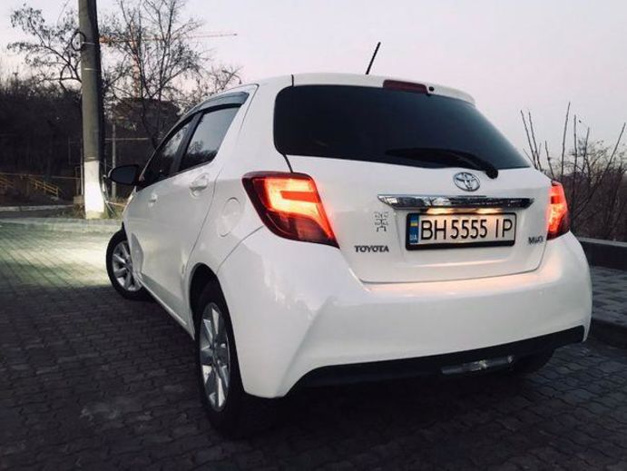 Продам Toyota Yaris Restal 2016 года в Одессе