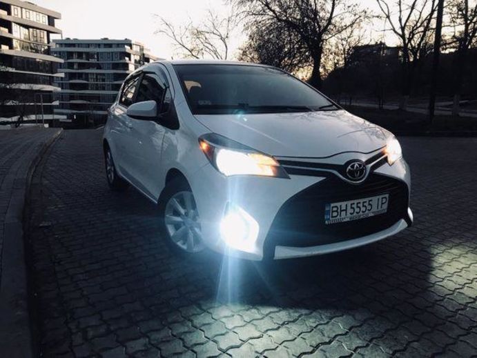 Продам Toyota Yaris Restal 2016 года в Одессе