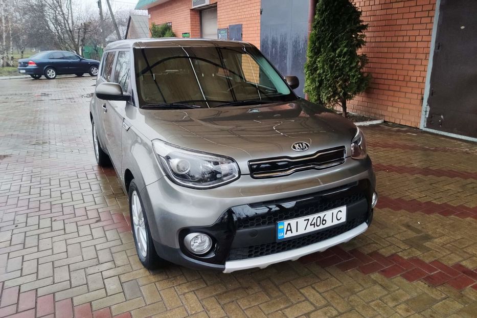 Продам Kia Soul Газ 2017 года в г. Новомосковск, Днепропетровская область