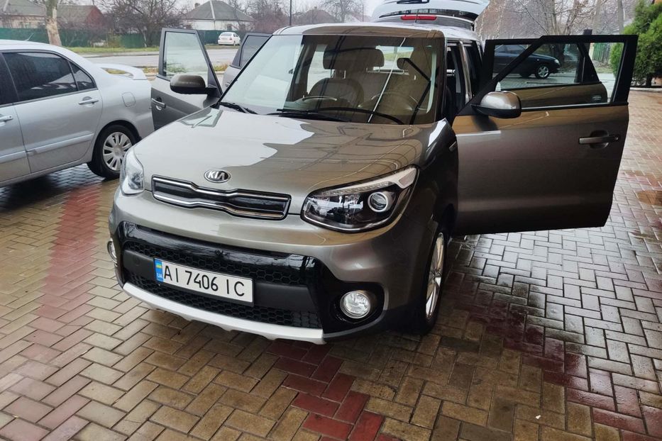 Продам Kia Soul Газ 2017 года в г. Новомосковск, Днепропетровская область