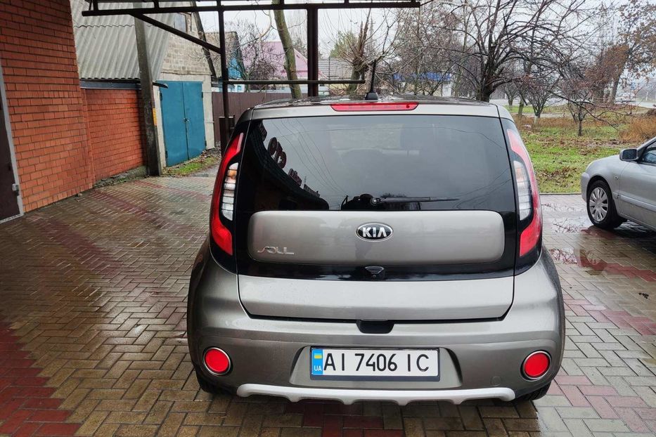 Продам Kia Soul Газ 2017 года в г. Новомосковск, Днепропетровская область