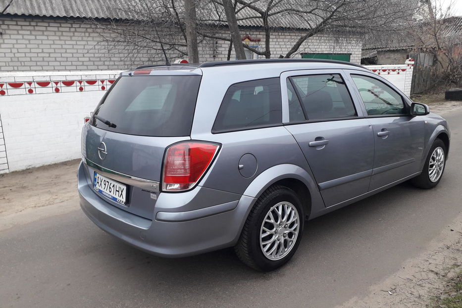 Продам Opel Astra H 2005 года в Харькове