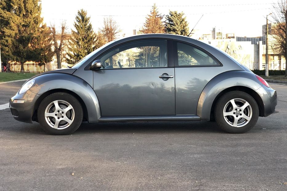 Продам Volkswagen New Beetle 1.4 бензин 2010 года в Житомире