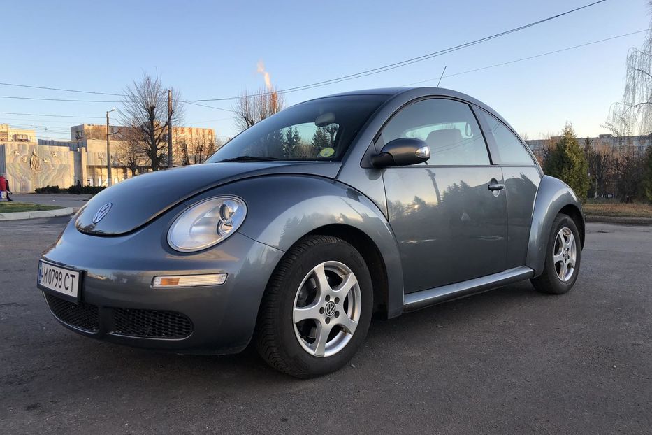 Продам Volkswagen New Beetle 1.4 бензин 2010 года в Житомире