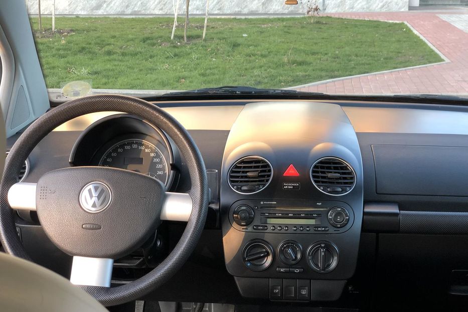 Продам Volkswagen New Beetle 1.4 бензин 2010 года в Житомире