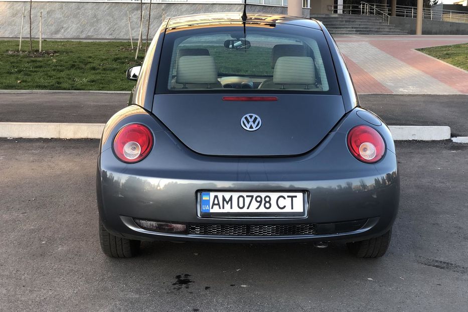 Продам Volkswagen New Beetle 1.4 бензин 2010 года в Житомире