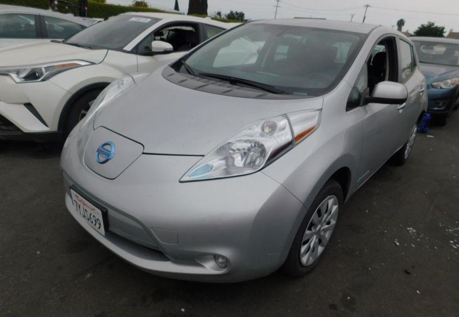 Продам Nissan Leaf S 2016 года в Киеве