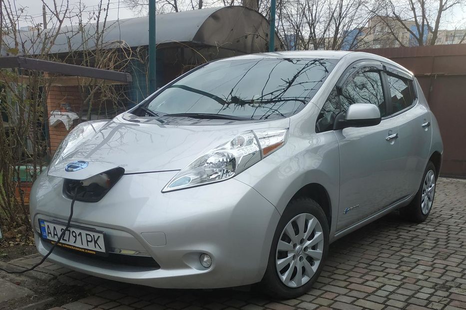 Продам Nissan Leaf S 2016 года в Киеве