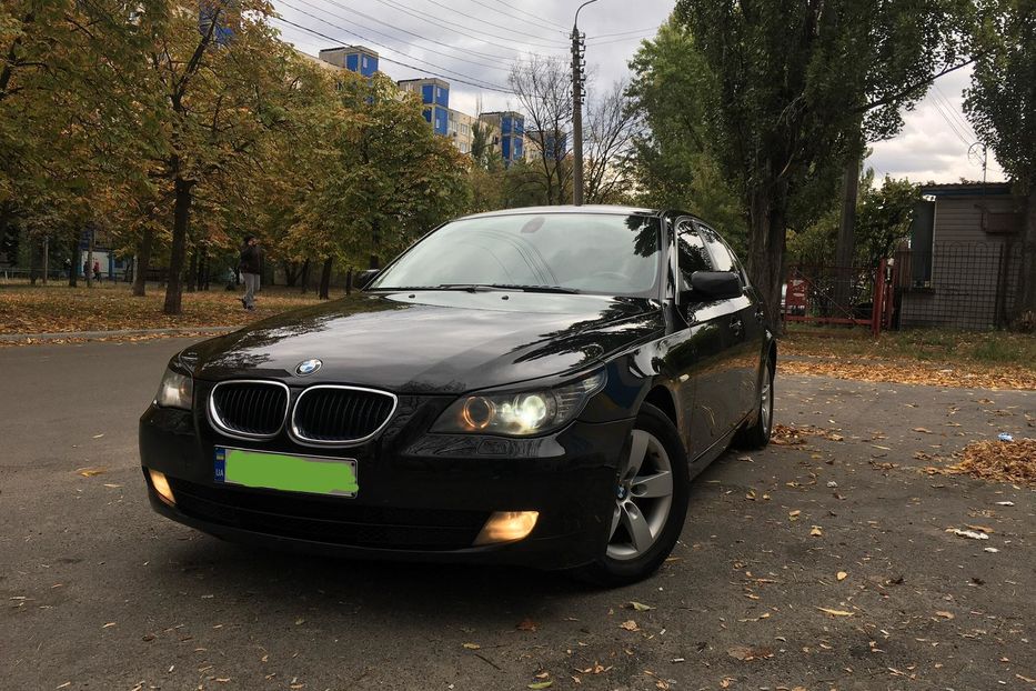 Продам BMW 520 E60 Restyling  2008 года в Киеве