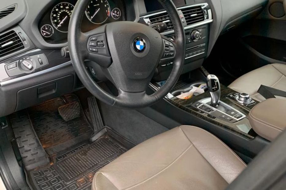 Продам BMW X3 2014 года в Харькове