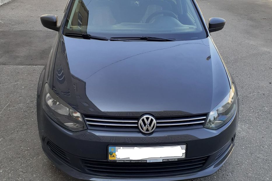 Продам Volkswagen Polo 2013 года в Харькове