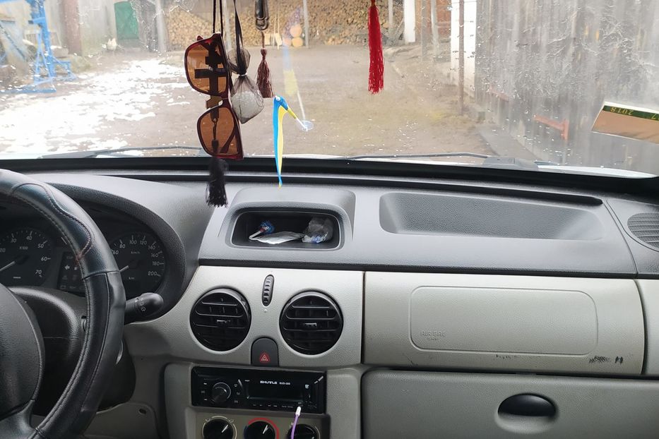 Продам Renault Kangoo пасс. 2005 года в г. Олевск, Житомирская область