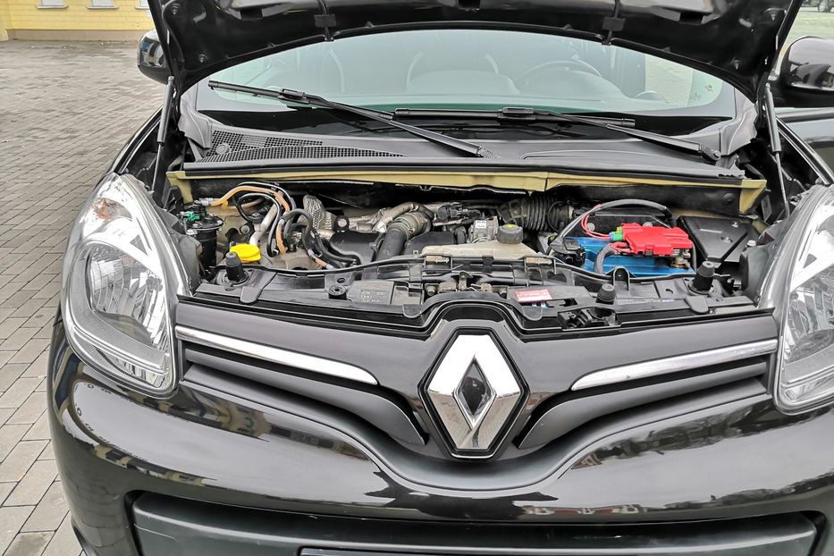 Продам Renault Kangoo пасс. 2014 года в Чернигове