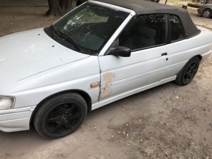 Продам Ford Escort 1.8 xr3i 1989 года в Запорожье