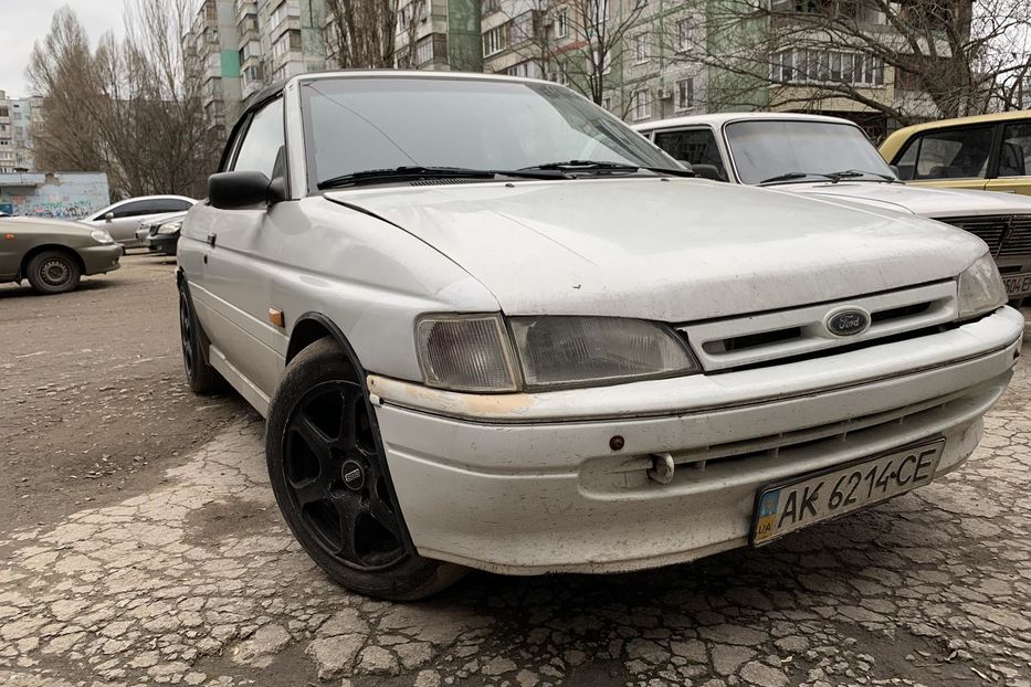 Продам Ford Escort 1.8 xr3i 1989 года в Запорожье