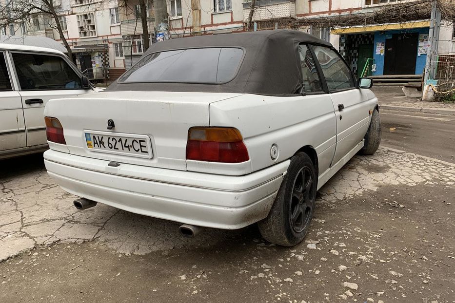 Продам Ford Escort 1.8 xr3i 1989 года в Запорожье