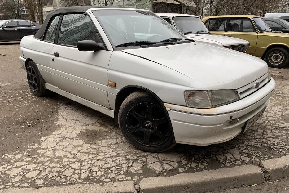 Продам Ford Escort 1.8 xr3i 1989 года в Запорожье