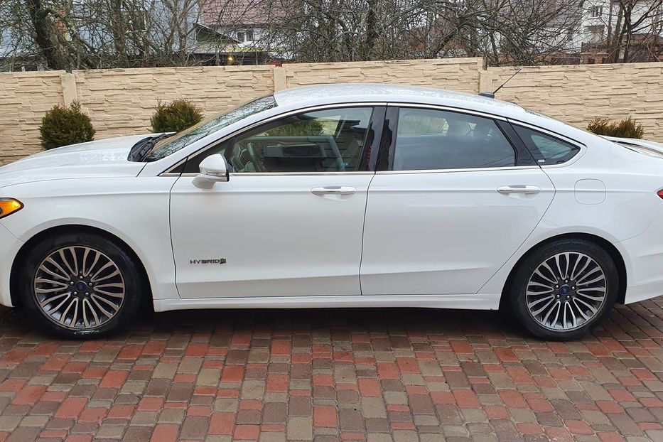 Продам Ford Fusion Hybrid TITANIUM 2018 2018 года в Киеве