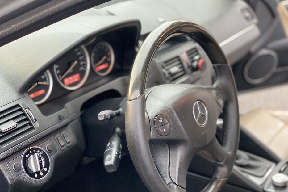 Продам Mercedes-Benz C-Class компрессор  2008 года в Киеве