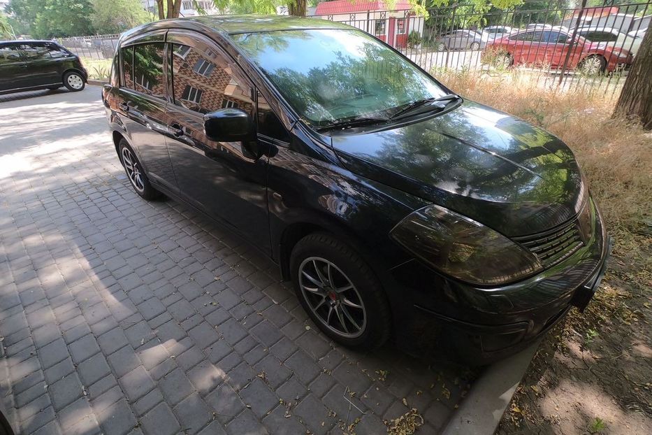 Продам Nissan TIIDA 2007 года в Одессе