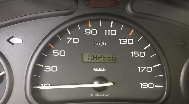 Продам Peugeot 206 2001 года в Киеве