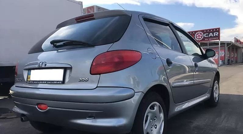 Продам Peugeot 206 2001 года в Киеве