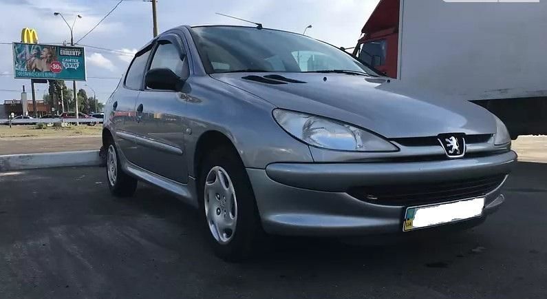 Продам Peugeot 206 2001 года в Киеве