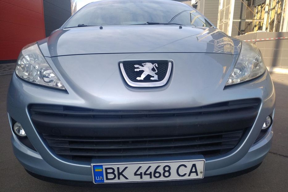 Продам Peugeot 207 4-х дверный 2010 года в г. Кривой Рог, Днепропетровская область