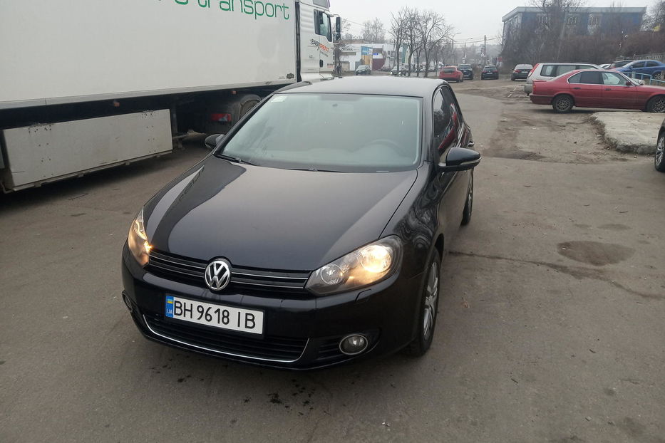 Продам Volkswagen Golf  VI 2010 года в Киеве