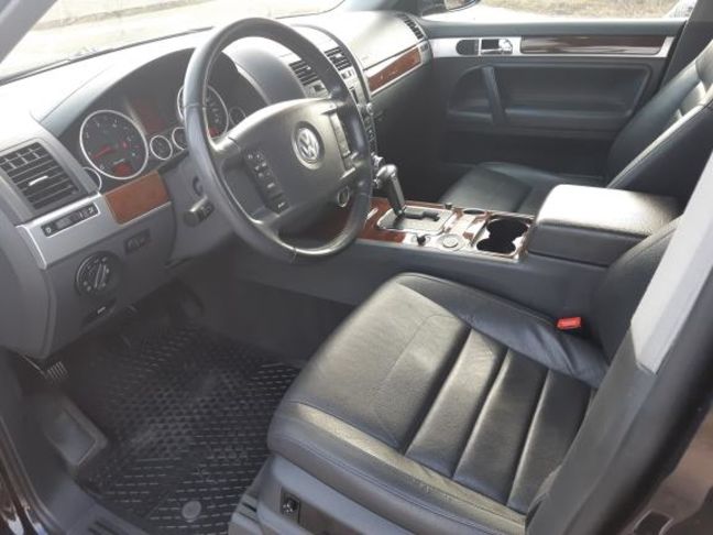 Продам Volkswagen Touareg 2008 года в Киеве