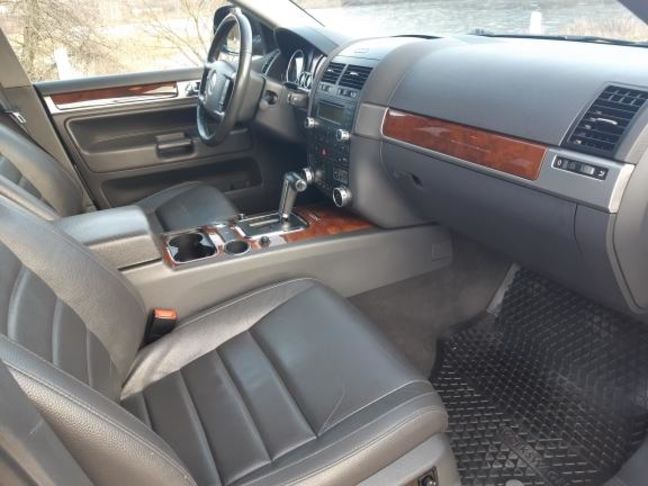 Продам Volkswagen Touareg 2008 года в Киеве