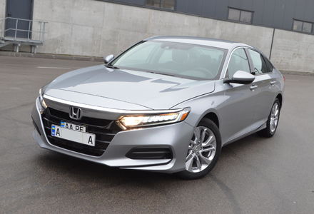 Продам Honda Accord 2018 года в Киеве